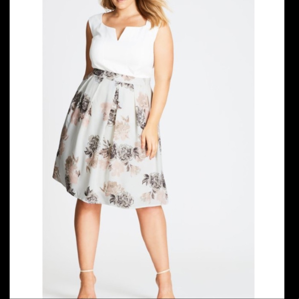 Floral whimsy skirt WITH POCKETS!!